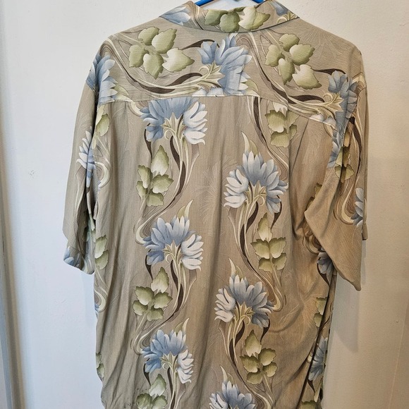 Men's Tommy Bahama 100% Silk Shirt, Size Medium - Picture 5 of 10